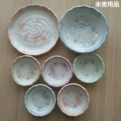 【新品未使用】陶器食器セット　宇野千代花ごろも宴揃　竹籠の入れ物付のサムネイル