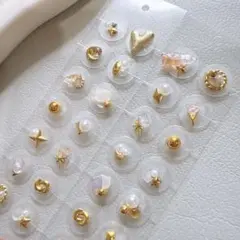 Item thumbnail for item 38ef8db4-f56e-48d0-9bdb-a279571a0ea0