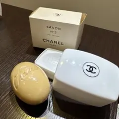 Chanel 卵型石鹸 クリーム色　No.5 サヴォン　ケース付き