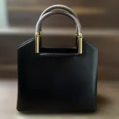 Item thumbnail for item 9921aed3-1ca6-48b6-914c-f428245768d6