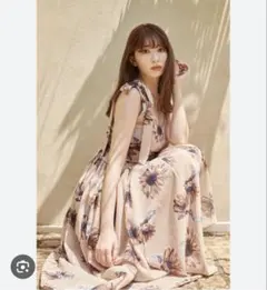 Herlipto Sunflower-Printed Midi Dressのサムネイル