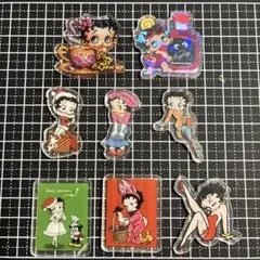 【新品】　アクリルパーツ　ベティ　7枚まとめ売り