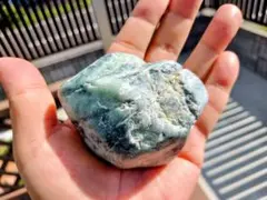 希少 紺色から茄子紺色］ 入りコン沢翡翠5g 糸魚川翡翠 ヒスイ ひすい