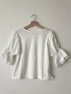 ehka sopo フリル袖 ホワイトブラウス