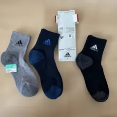 ☆adidas キッズ 靴下／21-23cm 3足セット(黒おまけ:説明文記載)のサムネイル