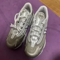 new balance 1000 シルバー スニーカー
