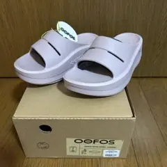 【新品未使用】OOFOS ピンク スライドサンダル サイズ5