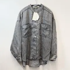 MELROSE CLAIRE パウダーデニムバンドカラーシャツ　グレーのサムネイル