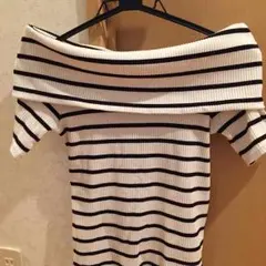 値下げしました！！INGNI オフショルダー M