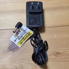 山真製鋸 純正 神風 充電用ACアダプター(4400/5200兼用) - メルカリ