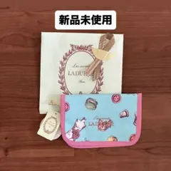 ●【新品未使用】LADUREE ラデュレ　多機能ポーチ　ティッシュポーチ　水色のサムネイル