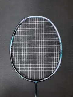 廃盤モデル　ヨネックス　バドミントンラケット アストロクス88d 4ug5 YONEX 希少品 旧モデル YONEXバドミントンラケット アストロクス