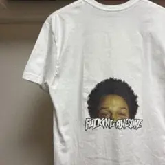 ファッキンオーサム FUCKING AWESOME ケビン 白色Tシャツ Mのサムネイル
