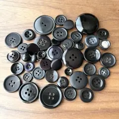 黒系ボタンまとめ売り ランダム 44個