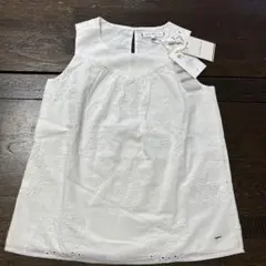 [最終値下げ☀︎新品]トミーフィルフィガー刺繍入りホワイトノースリーブタンクトップのサムネイル