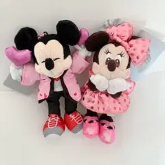 ディズニーストア MINNIE DAY ミッキー ミニー ぬいぐるみキーホルダー