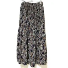 【匿名配送】花柄プリーツロングスカート　インナースカート　ネイビー