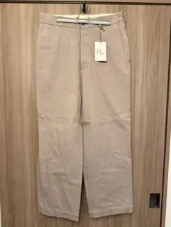 ブラウン チノパン