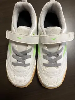 t*0様 Mizuno キッズシューズ ホワイト/グリーン　２０センチ