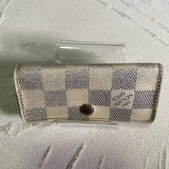 Item thumbnail for item ed00710e-1b60-4533-8585-a2e1a3b7e44d