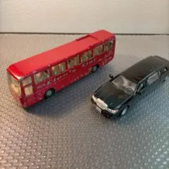 レア シクSiku Lion's Star バス リムジン ミニカー 2台セット