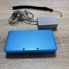 に*に様 ニンテンドー3DS アクアブルー【動作確認済み・充電器・ストラップ付き