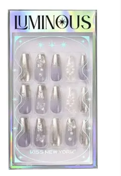 KISS NEW YORK LUMINOUS ネイルチップ　22枚のサムネイル