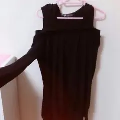 肩出しパーカー