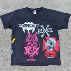 オールドスケート ブート マルチプリント Tシャツ POWELL ZORLACのサムネイル
