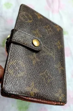 ルイヴィトン財布　モノグラムがま口財布