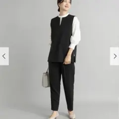 新品！アーバンリサーチドアーズ スリットネックベストのサムネイル