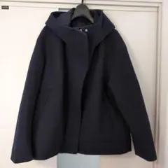 GU フード付きネイビージャケット