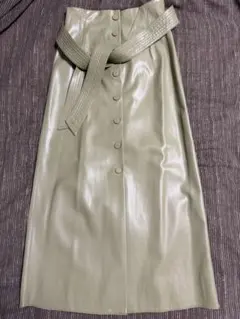 ZARA ライトグリーン タイトスカート