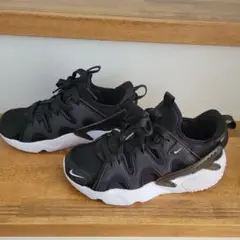 Item thumbnail for item 625d90a5-6bad-471e-8131-45eaf58264a4