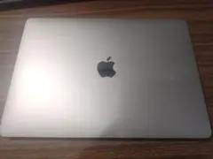 Apple MacBook Pro 本体