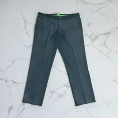 HUGO BOSS ヒューゴボス　ゴルフパンツ　ダークグレー　メタルロゴプレート