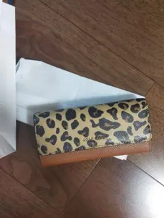 【COLE HAAN（コールハーン）】 チェーン付きウォレット