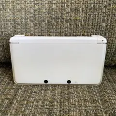 Nintendo 3DS ホワイト 本体　各種ソフト付き
