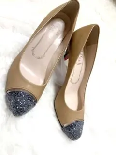 【カリアングル】パンプス　22.5センチのサムネイル