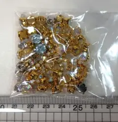 ラインストーン　デコレーションパーツ 22g　匿名配送