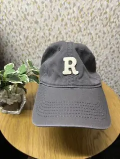 グレー R刺繍 ベースボールキャップ