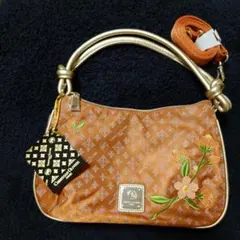 Item thumbnail for item 08ccb425-3f1f-44d2-a821-cb507d39e1fa