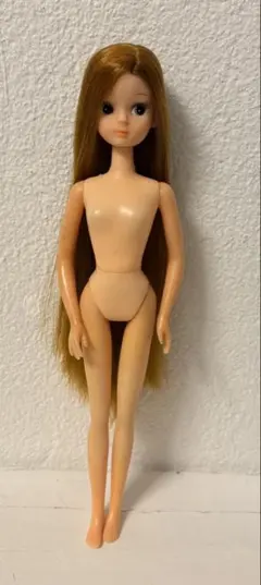 レディリカ　髪色：マクシ