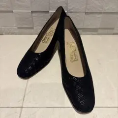 フェラガモ　ブラック スエード風 ポインテッドトゥ ハイヒール　5 1/2