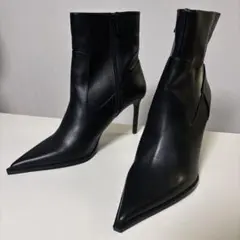 【未使用級】ZARA ザラ ポインテッドトゥ＆ヒール アンクルブーツ 40 黒