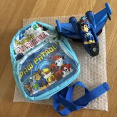 パウ・パトロール ステルスジェット　飛行機　フィギュアとリュックサックのセットのサムネイル