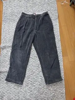 TOMMY HILFIGER グレー　コーデュロイパンツ