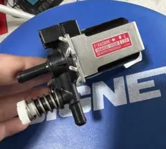 AE86 A/C エアコン アイドルアップ マグネットバルブのサムネイル