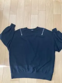 肩ジッパー付きオーバーサイズ　トレーナー黒