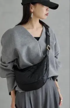 完売品ラシットキルティングショルダーバッグブラック